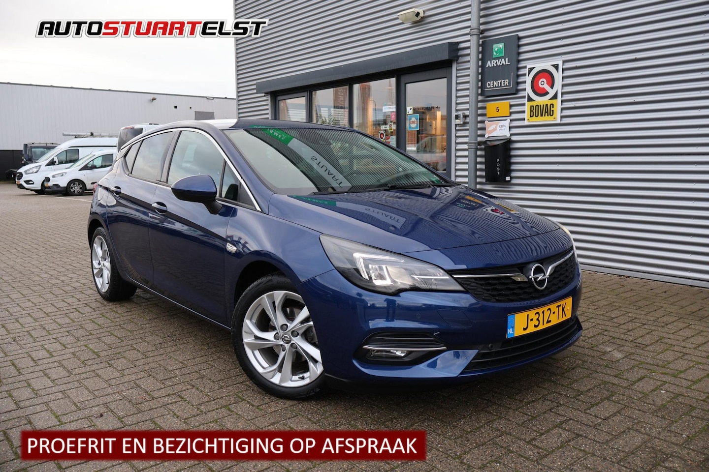 Opel Astra - 1.2 Launch Elegance 1e Eigenaar | NL-Auto | Volledig Onderh. | BTW | WinterPack | Camera | - AutoWereld.nl