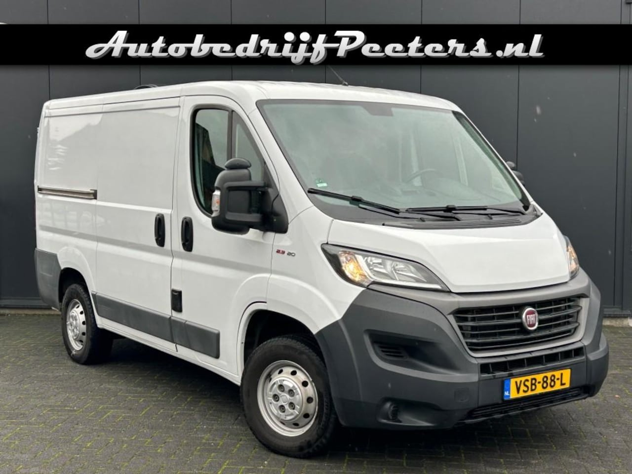 Fiat Ducato - 2.0 MultiJet 3-zits Navi Camera Cruise MaxxFan Trekhaak - AutoWereld.nl