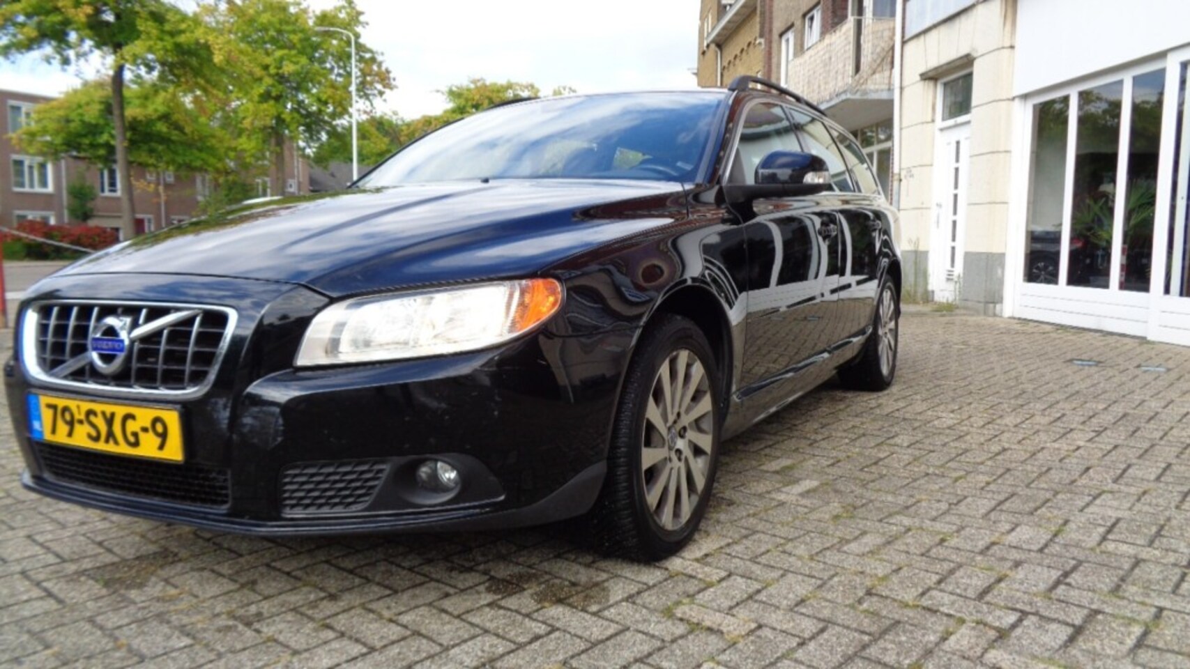Volvo V70 - 2.0T Momentum 2.0T MOMENTUM - AutoWereld.nl