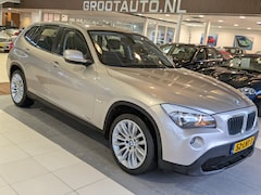 BMW X1 - sDrive18i Executive Automaat Airco, NAP, Volledig onderhouden