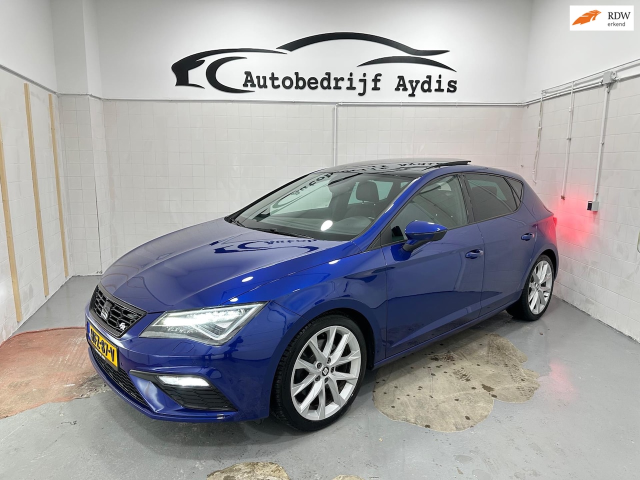 SEAT Leon - 2.0 TSI FR Aut Pano 190PK Bomvol - AutoWereld.nl