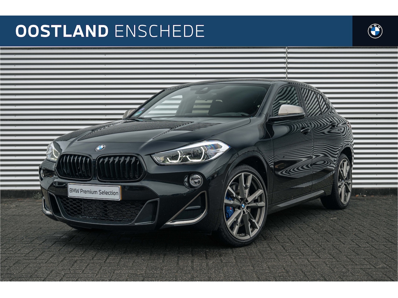 BMW X2 - M35i High Executive Automaat / Panoramadak / M Sportonderstel / M Sportstoelen / Achteruit - AutoWereld.nl