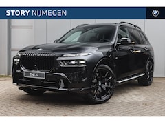 BMW X7 - xDrive40i High Executive M Sport Automaat / Panoramadak Sky Lounge / Trekhaak / Stoelventi
