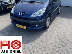 Peugeot 1007 - 1.4 Gentry