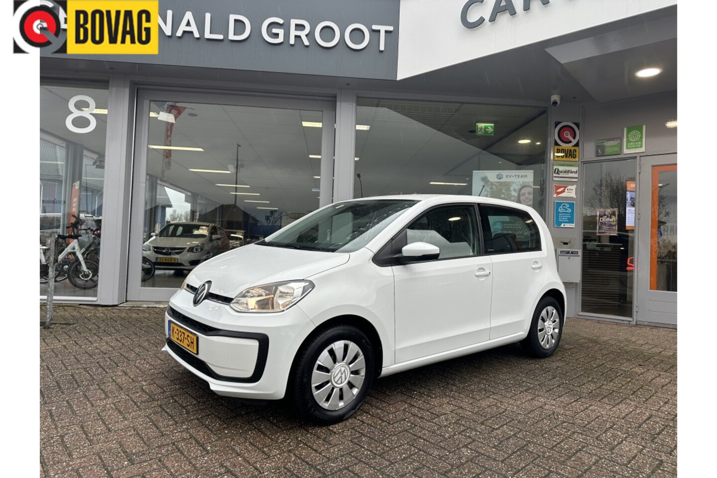 Volkswagen Up! - 1.0 | Airco | Cruise | Camera + PDC | Bluetooth - AutoWereld.nl