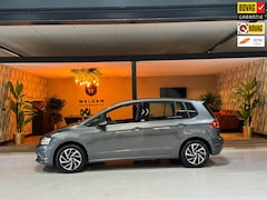 Volkswagen Golf Sportsvan - 1.0 TSI Highline Garantie CarPlay Camera Adoptieve Cruise Front Ass Lane PDC Clima Navi Le