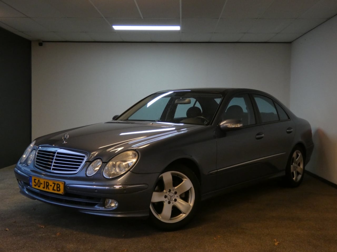 Mercedes-Benz E-klasse - 240 Avantgarde Nwe APK Automaat! - AutoWereld.nl