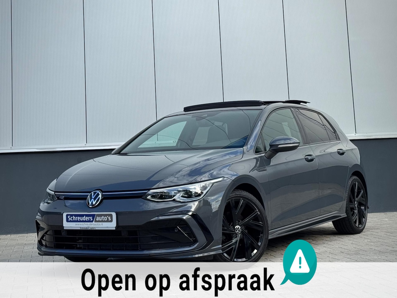 Volkswagen Golf - 8 1.5 TSI 2x R-Line Pano ACC IQ Light Camera 18" - AutoWereld.nl