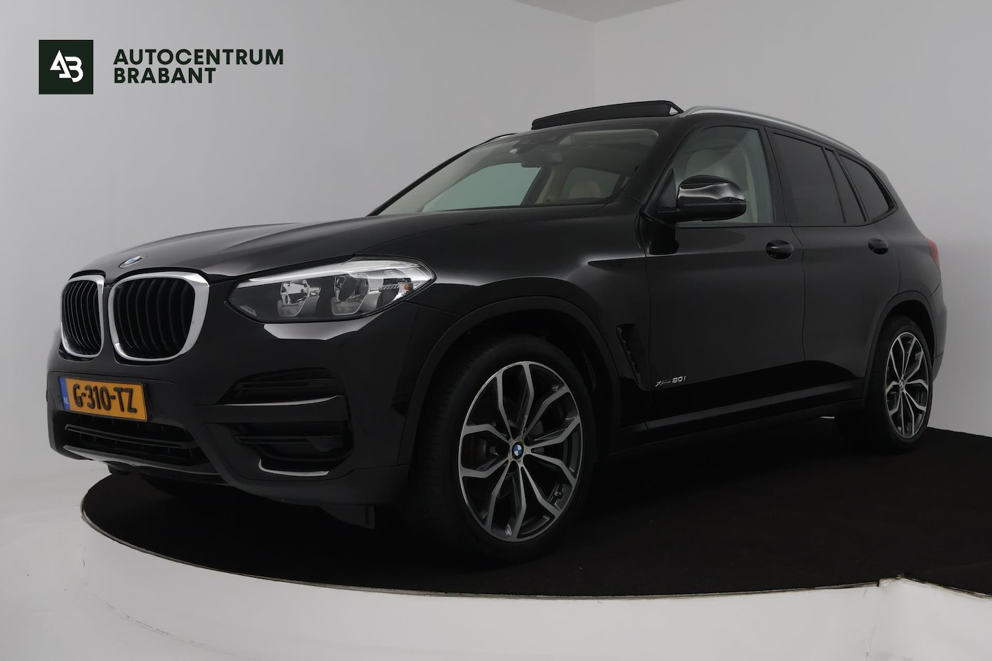 BMW X3 - XDrive20i High Executive (PANORAMADAK, DIGITALE COCKPIT, NAVIGATIE, AUTOMAAT, PARKEERSENSO - AutoWereld.nl