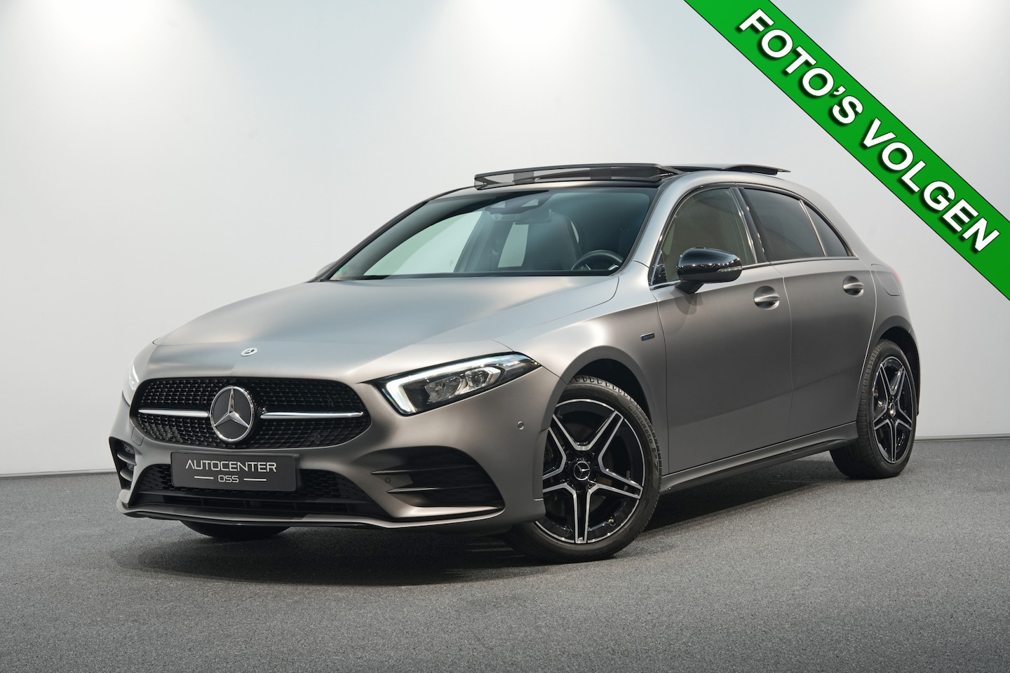 Mercedes-Benz A-klasse - 250 e AMG MAGNO MAT ✅ PANO ✅ NIGHT ✅ CAMERA ✅ SFEER ✅ MBUX-HIGH END - AutoWereld.nl