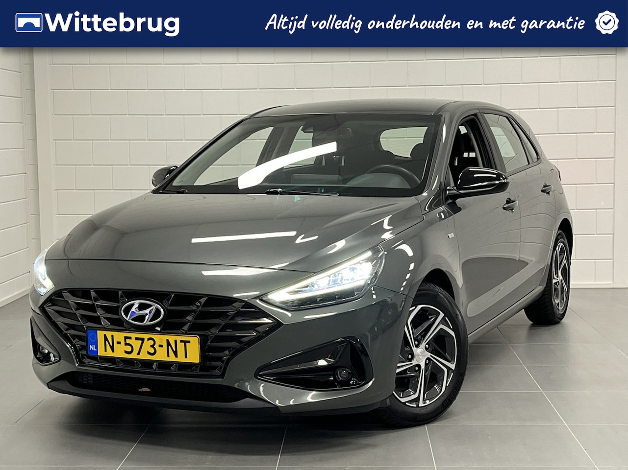 Hyundai i30 - 1.0 T-GDi MHEV Comfort Smart LED KOPLAMPEN | NAVIGATIE | KEYLESS | ALL SEASON BANDEN - AutoWereld.nl
