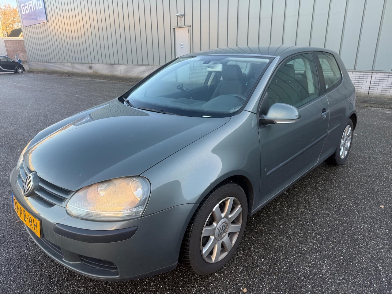 Volkswagen Golf - 2.0 FSI Comfortline 2004 NIEUWE APK - AutoWereld.nl