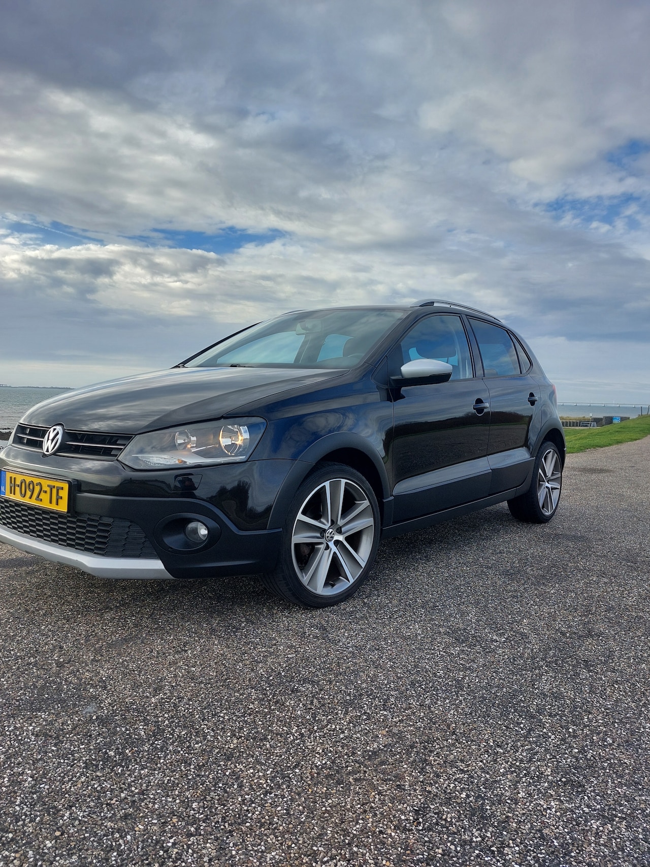 Volkswagen Polo - 1.2-TSI Cross - AutoWereld.nl