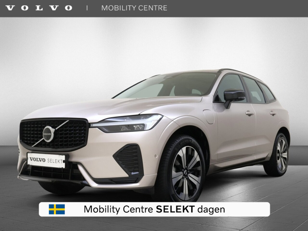 Volvo XC60 - T6 AWD Plus Dark | Trekhaak | Panoramadak | 360° Camera | - AutoWereld.nl