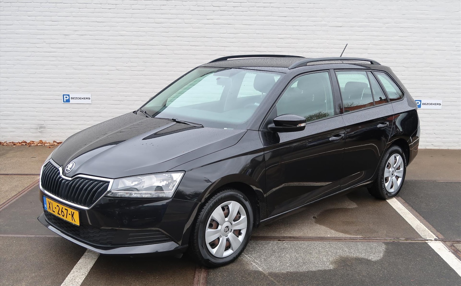 Skoda Fabia Combi - 1.0 MPI Greentech 75pk Active I Airco I Cruise Control I Trekhaak I LED Dagrij I - AutoWereld.nl
