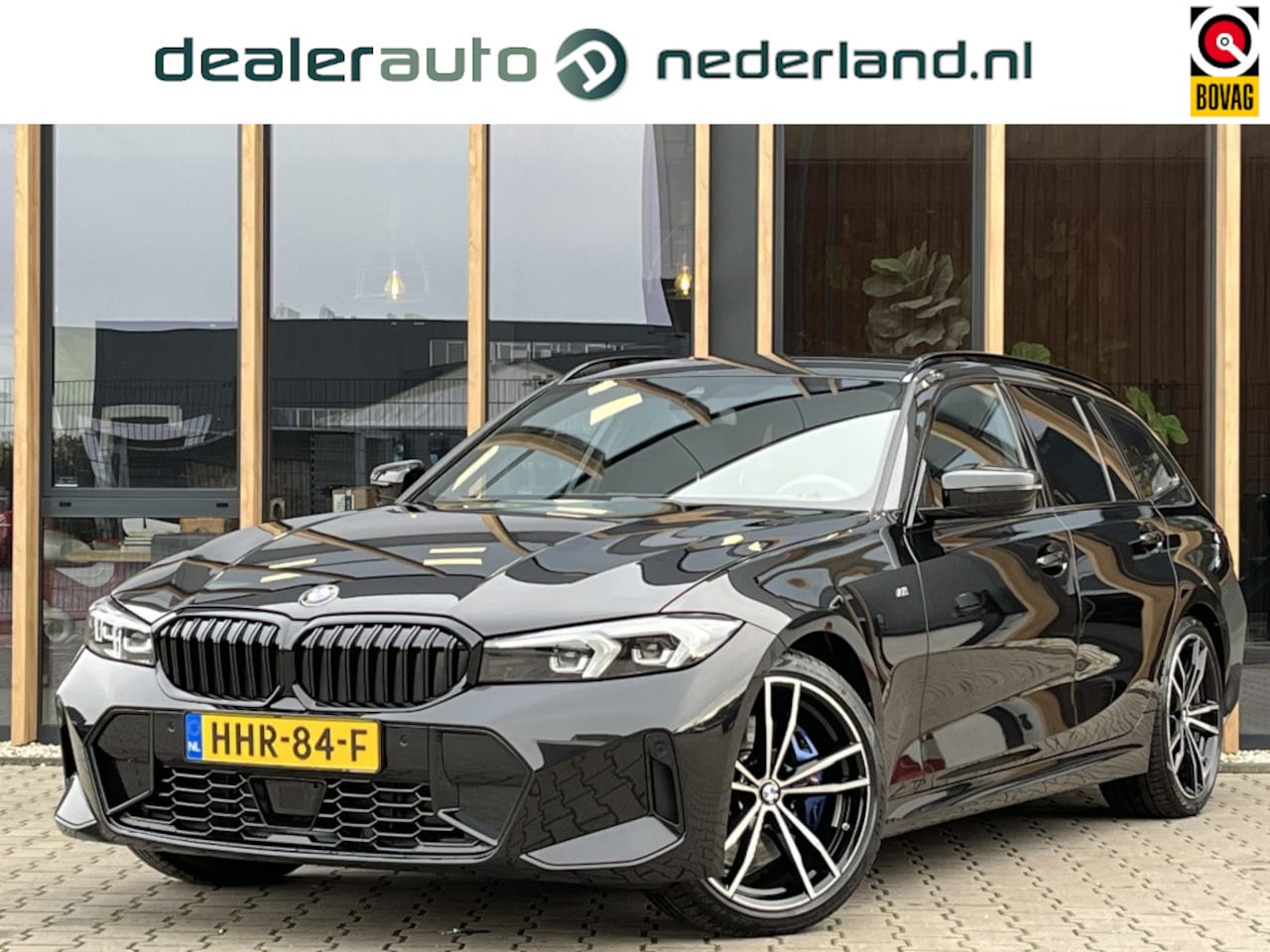 BMW 3-serie Touring - 330i M-sport | Adapt.cruise | Stoelverw. | Camera | DAB - AutoWereld.nl