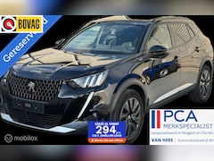 Peugeot 2008 - 1.2 PureTech GT 130 panoschuifdak navigatie adaptive cruise trekhaak EAT8