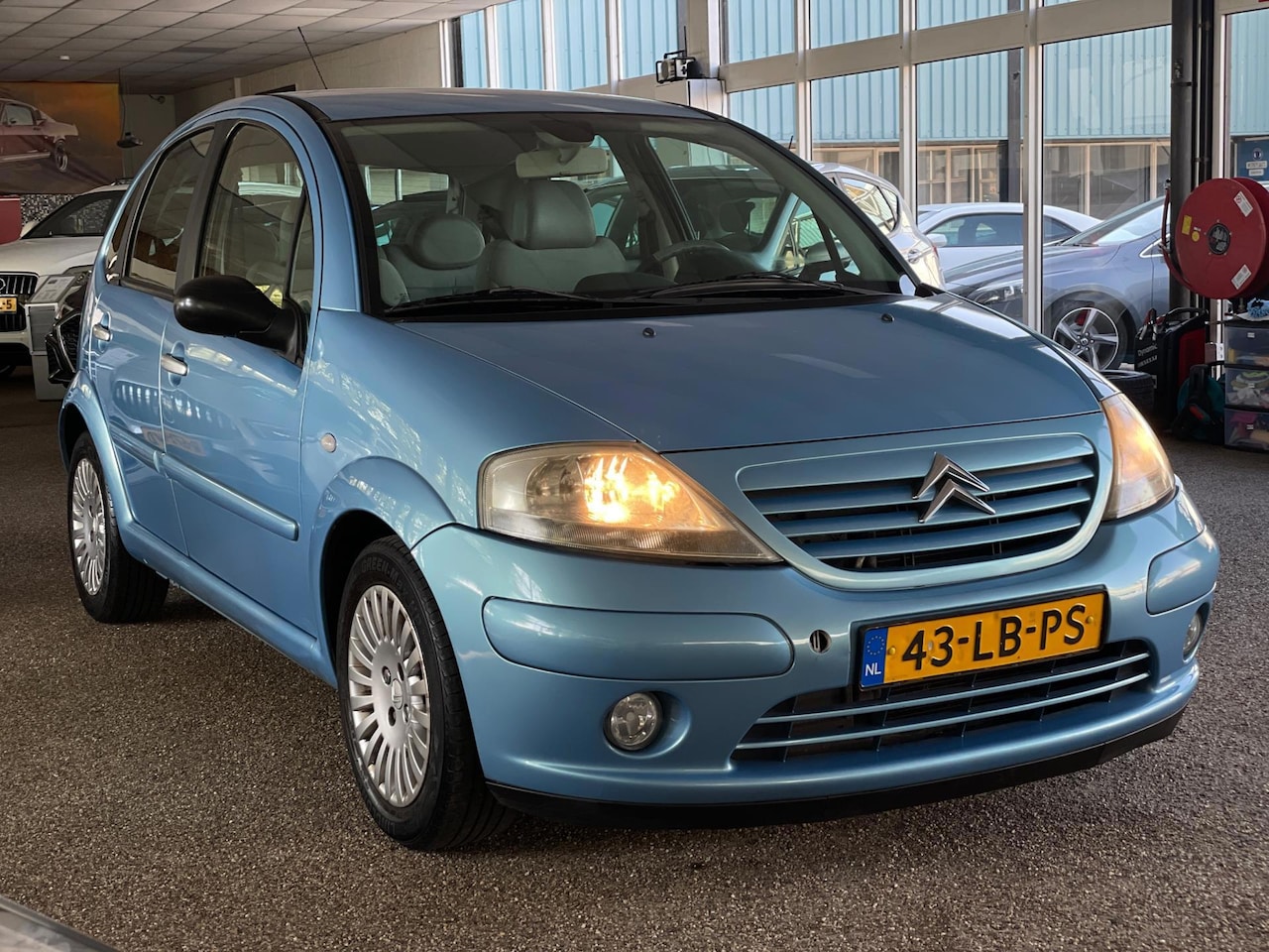 Citroën C3 - UNIEK!|AUT|Airco|Cruise|Stoel vw|Distr VV|Vol onderhoudshistorie|Nieuwe APK|Leer|5DRS|Rijk - AutoWereld.nl