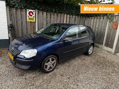 Volkswagen Polo - 1.2 OPTIVE