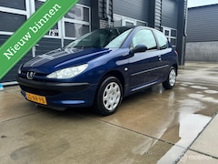 Peugeot 206 - 1.4 Airco NAP Nette Auto Elec.Rm. Onderhoudsb