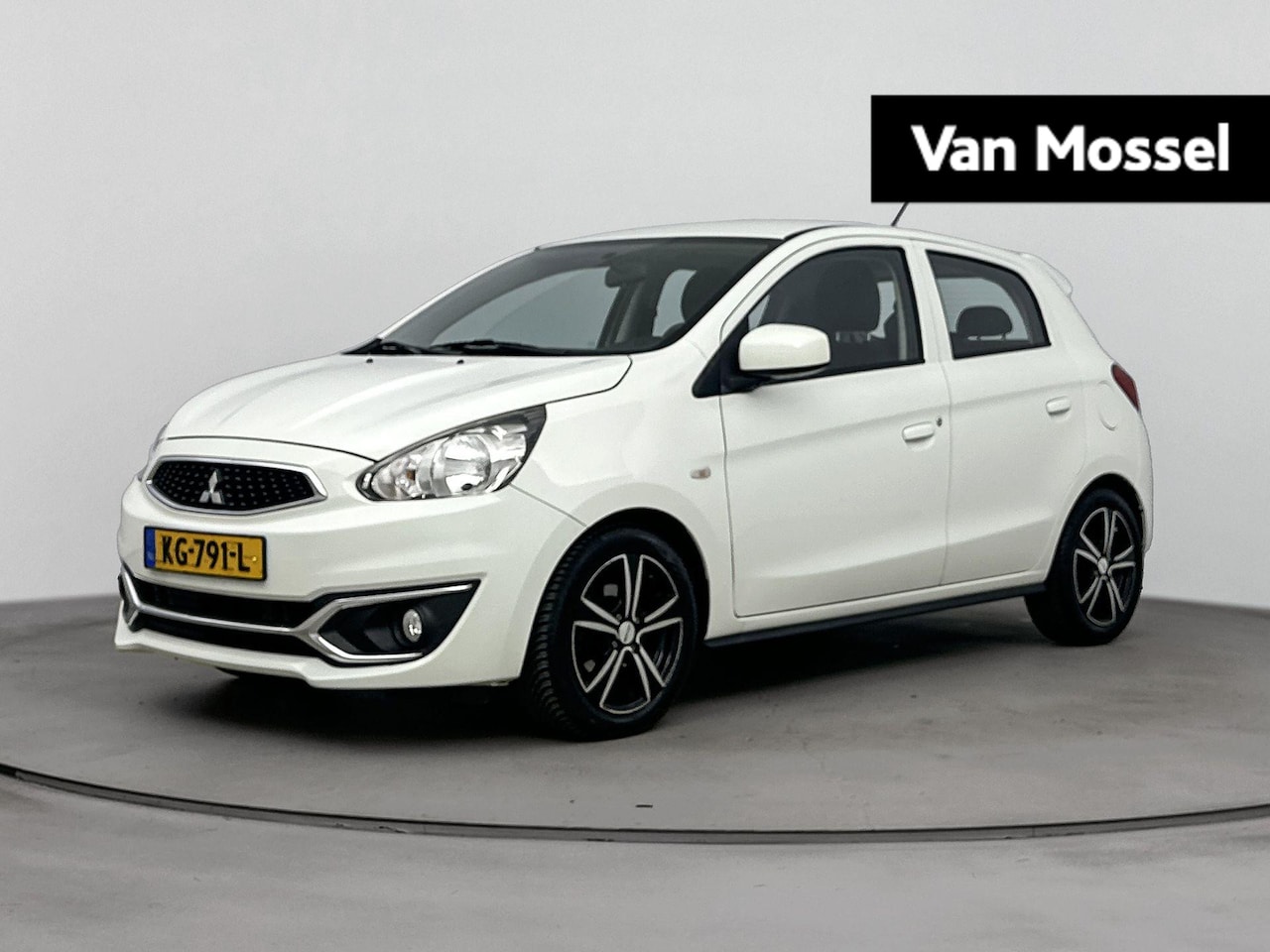 Mitsubishi Space Star - 1.0 Cool+ 70PK | Airco | Lichtmetalen Velgen - AutoWereld.nl
