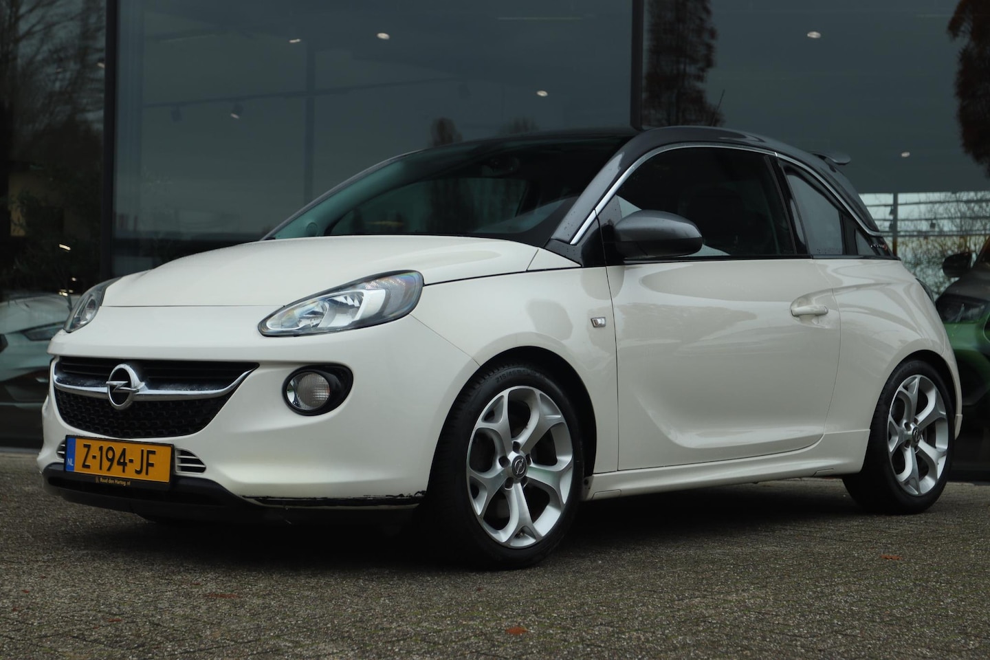 Opel ADAM - 1.4 TURBO S | PANO | CARPLAY | INFINTY SOUND | PDC | STOEL- STUURVERW. - AutoWereld.nl