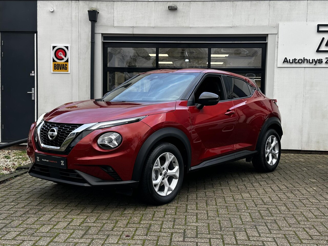 Nissan Juke - 1.0 DIG-T N-Design Automaat | Navi | Camera - AutoWereld.nl