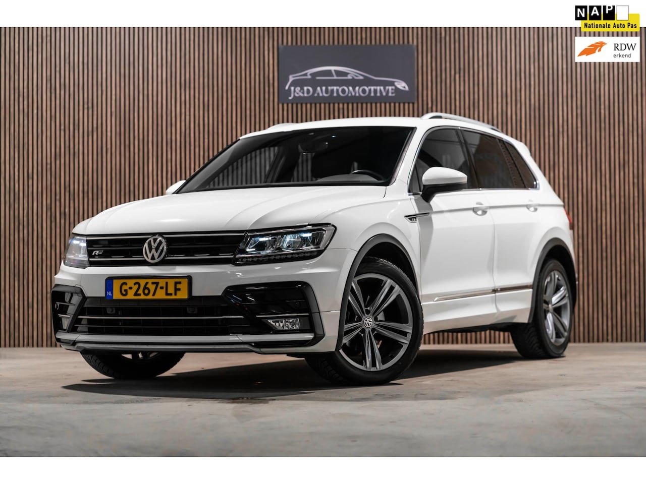 Volkswagen Tiguan - 1.5 TSI R-Line NAP - AutoWereld.nl