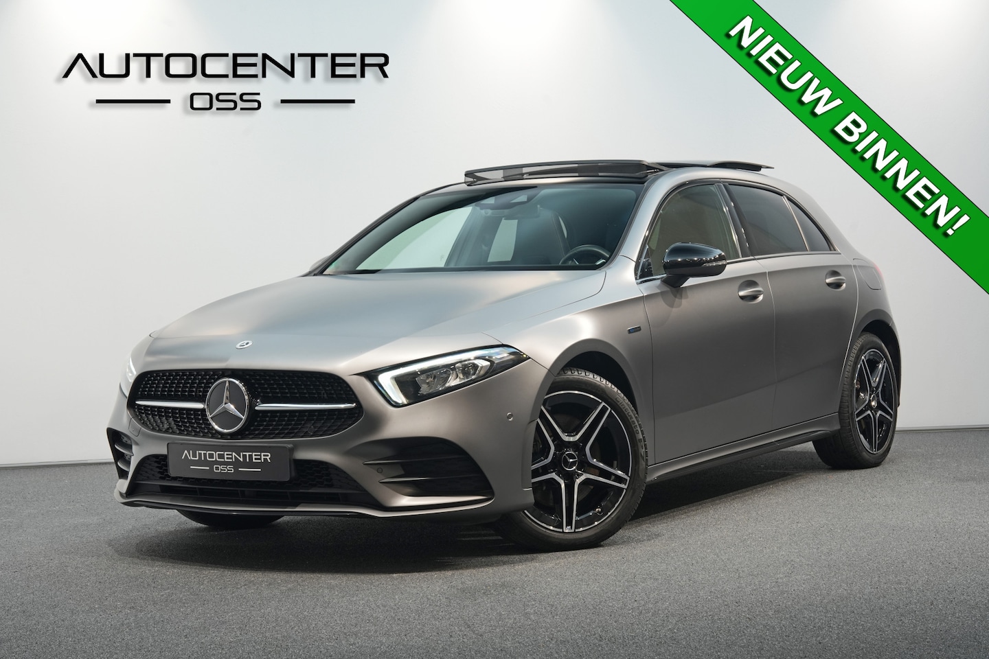 Mercedes-Benz A-klasse - 250 e AMG MAGNO MAT ✅ NIGHT ✅ PANO ✅ CAMERA ✅ SFEER ✅ MBUX-HIGH END - AutoWereld.nl