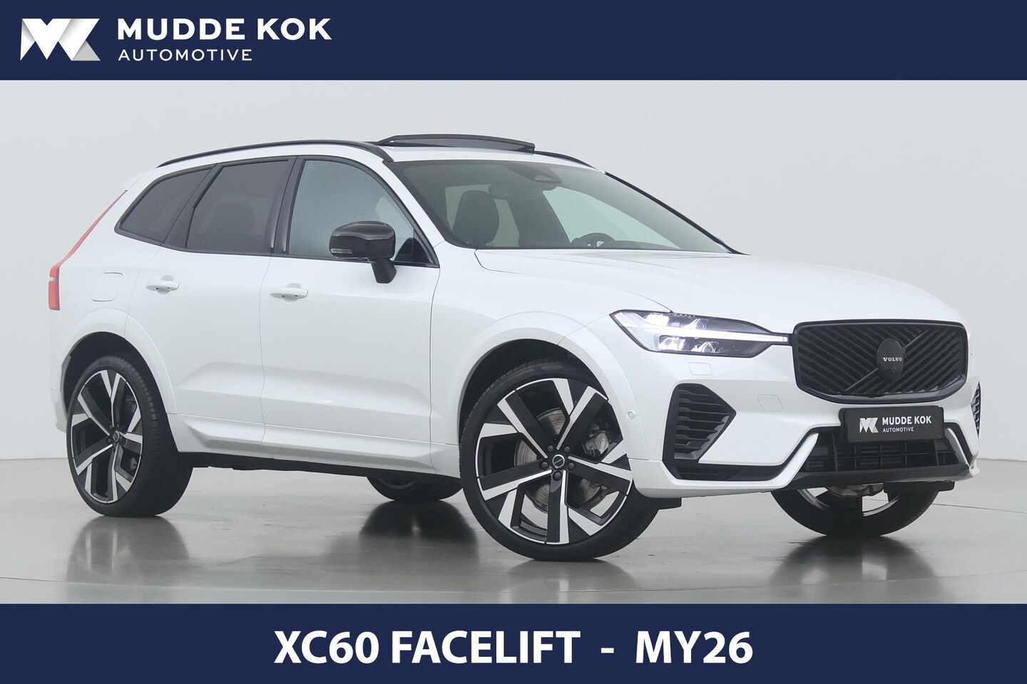 Volvo XC60 - T8 Plug-in hybrid Ultra Black Edition | FACELIFT | FULL-OPTIONS | Luchtvering | Bowers&Wil - AutoWereld.nl