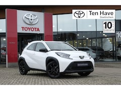 Toyota Aygo X - 1.0 VVT-i 68PK MT PLAY | Apple Carplay & Android Auto (bedraad)
