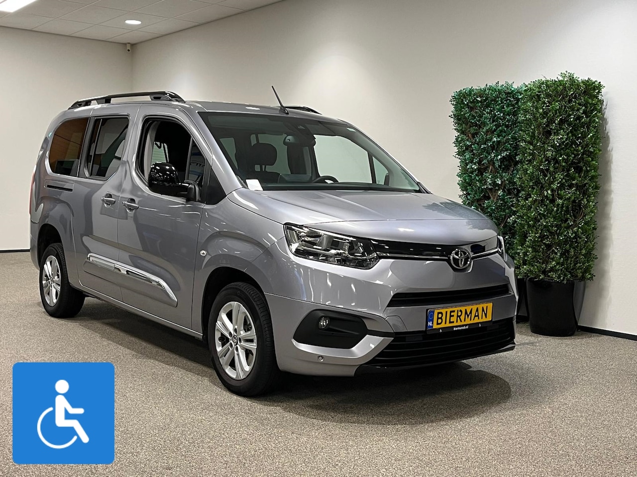 Toyota ProAce City Verso - L2 Rolstoelauto 5+1 - AutoWereld.nl