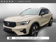 Volvo XC40 - B4 Plus Dark | Trekhaak | H&K Audio