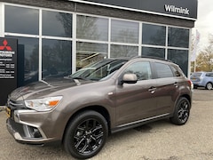 Mitsubishi ASX - 1.6i Black line edition | Navigatie | Pdc (30618km)