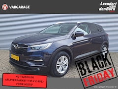 Opel Grandland X - 1.2 Turbo Business Executive | Trekhaak | Automaat | Navi | Apple Carplay/Android Auto | P