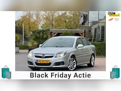 Opel Vectra GTS - 2.2-16V Temptation Excellence | Navigatie | Leder/stof | Airco | Cruise control | Parkeers