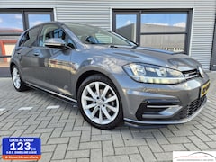 Volkswagen Golf - 1.0 Highline Business R-Line