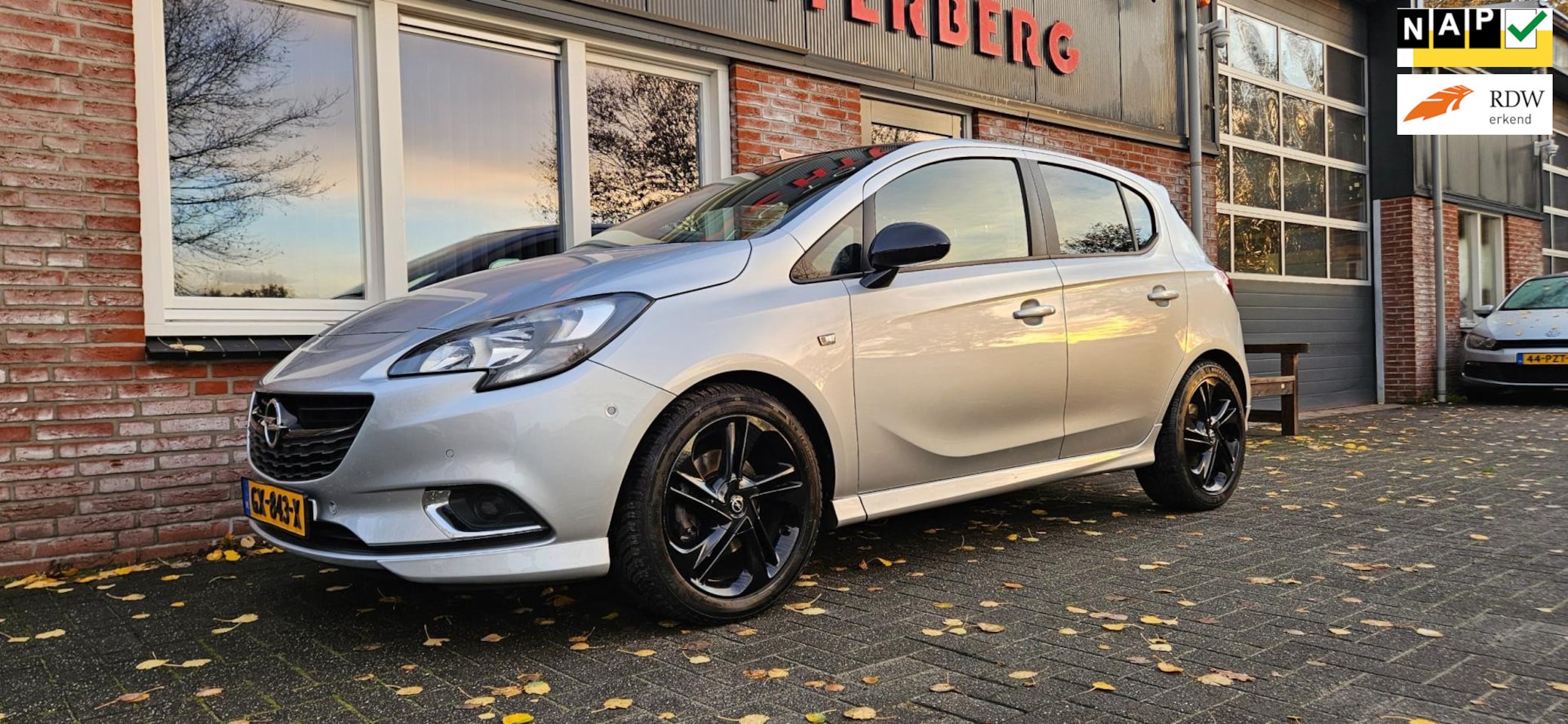 Opel Corsa - 1.0 Turbo Color Edition Airco! NAP! 5-Deurs! 17INCH Velgen! Camera! Leuke/Nette Auto! - AutoWereld.nl