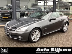 Mercedes-Benz SLK-klasse - 300 Grand edition, face lift, nekverwarming, lederen bekleding, dealer onderhouden