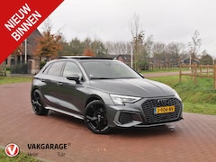 Audi A3 Sportback - 35 TFSI S edition | 2X S-Line | Schuifdak | 19 Inch | Black Optic | NL-Auto |
