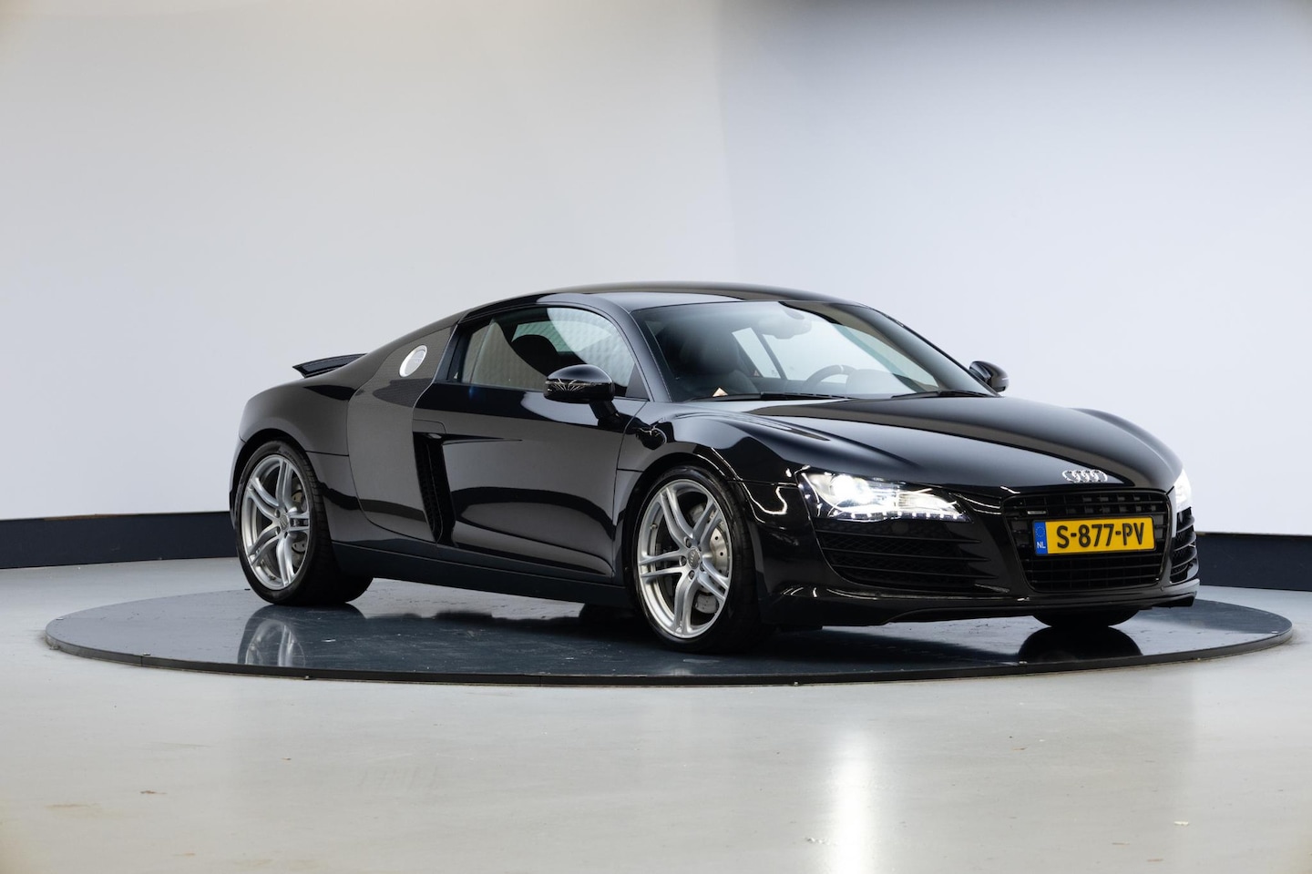 Audi R8 - 4.2 V8 FSI | Handgeschakeld | Carbon Blades | B&O | - AutoWereld.nl