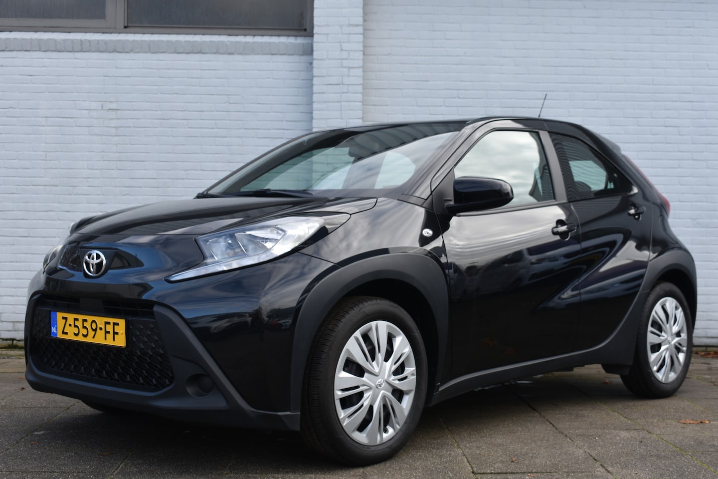 Toyota Aygo X - 1.0 VVT-i MT Play 72pk | Apple Carplay/Android Auto | Adaptive Cruise Control | - AutoWereld.nl