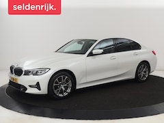 BMW 3-serie - 318i Sport Line | Carplay | Camera | Sportstoelen | Sfeerverlichting | Live Cockpit | Navi