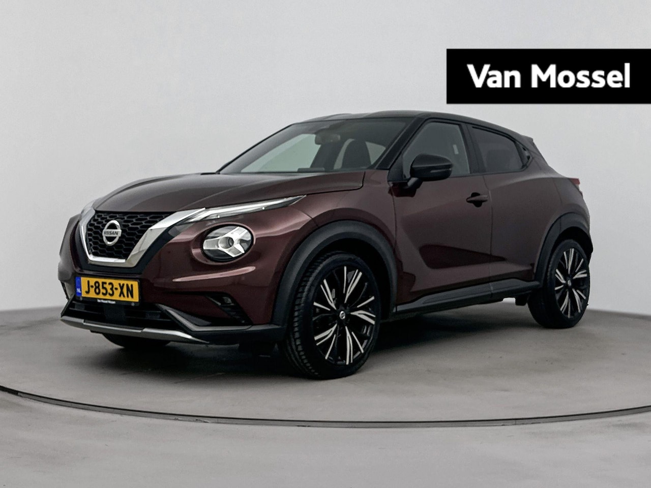 Nissan Juke - 1.0 DIG-T N-Design 117PK | Automaat | Navigatie | Achteruitrijcamera | 19'' Inch Lichtmeta - AutoWereld.nl