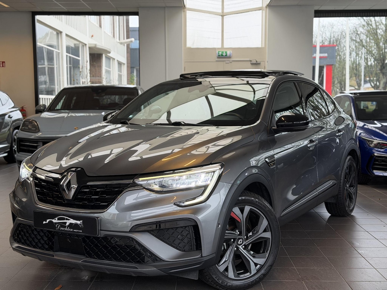 Renault Arkana - 1.6 E-Tech Hybrid R.S. Line / Pano / Cam / Keyless - AutoWereld.nl
