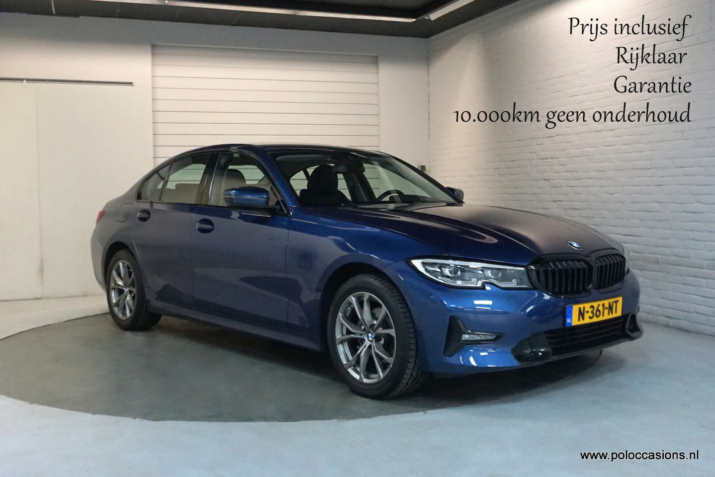 BMW 3-serie - 318i Automaat | Carplay | LED | DAB+ | Sportstoel | Half leer - AutoWereld.nl