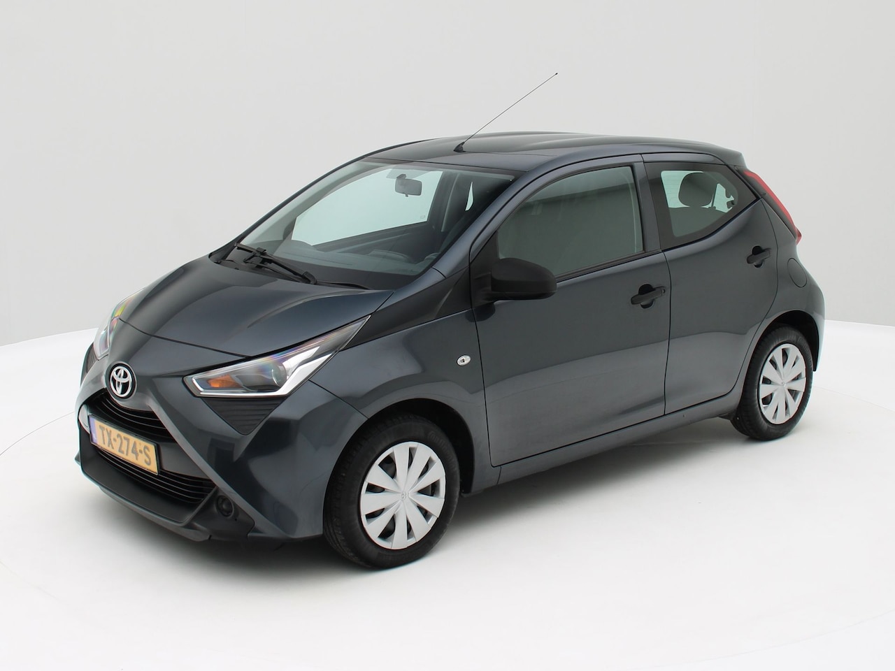 Toyota Aygo - 1.0 VVT-i x-fun 1.0 VVT-i x-fun - AutoWereld.nl