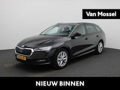 Skoda Octavia Combi - 1.0 TSI Ambition 110 PK | Trekhaak | Stoelverwarming | Parkeersensoren | Adaptieve Cruise