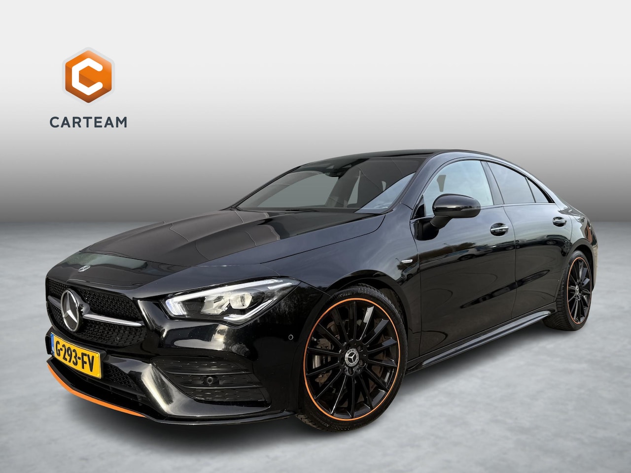 Mercedes-Benz CLA-Klasse - 180 Premium Orange Art Premium Plus | AMG EDITION 1 - AutoWereld.nl