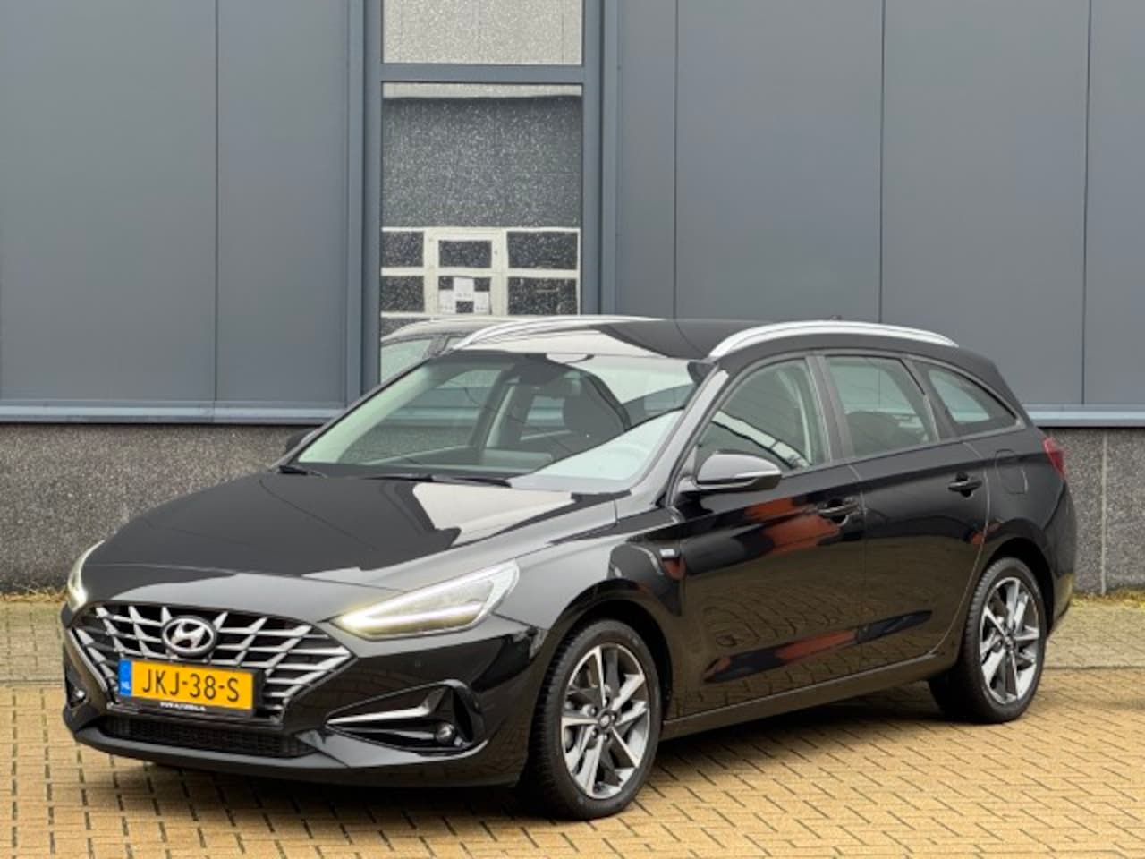 Hyundai i30 Wagon - 1.0 T-GDi MHEV Comfort Smart 1.0 T-GDi MHEV Comfort Smart - AutoWereld.nl